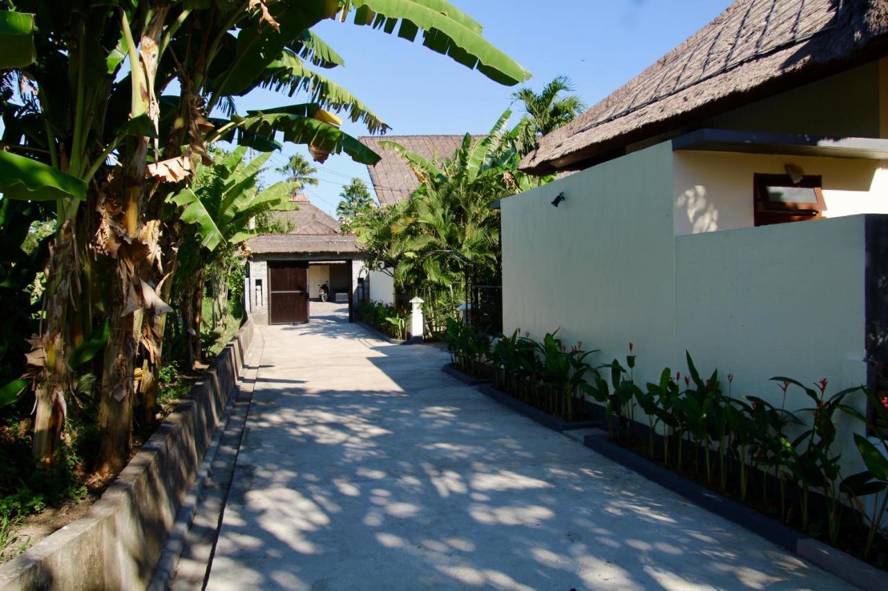 Villa Surgawi Ловина Экстерьер фото
