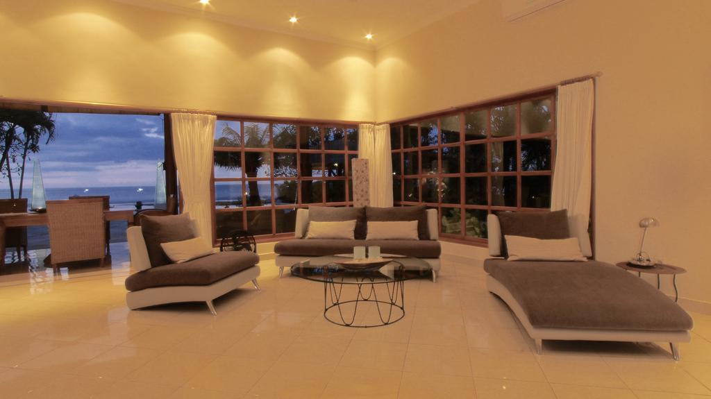 Villa Surgawi Ловина Экстерьер фото